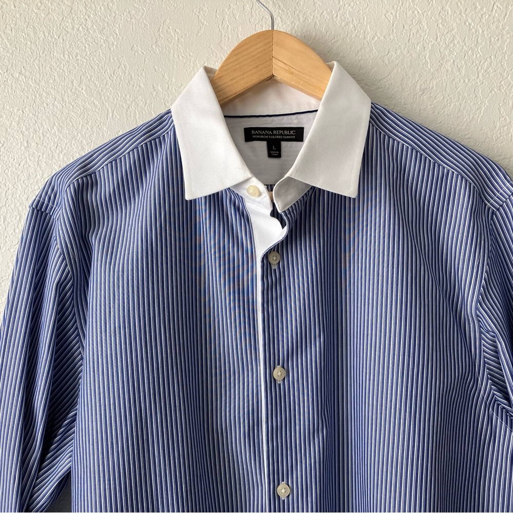 Banana Republic Men's Large 100% Cotton Non Iron Slim Fit Shirt Blue Striped